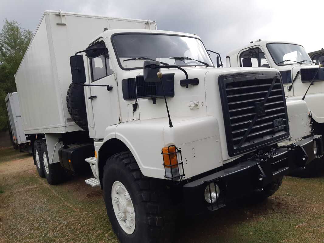 Trucks used for transport in the Elasha project
